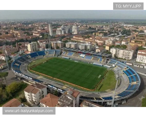 意甲俱乐部主场设施升级计划：现代化改造与球迷体验提升